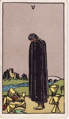 Tarot Card: カップの5