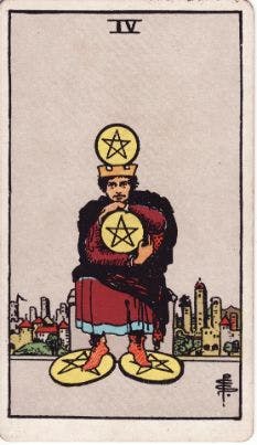 Tarot Card: 錢幣四